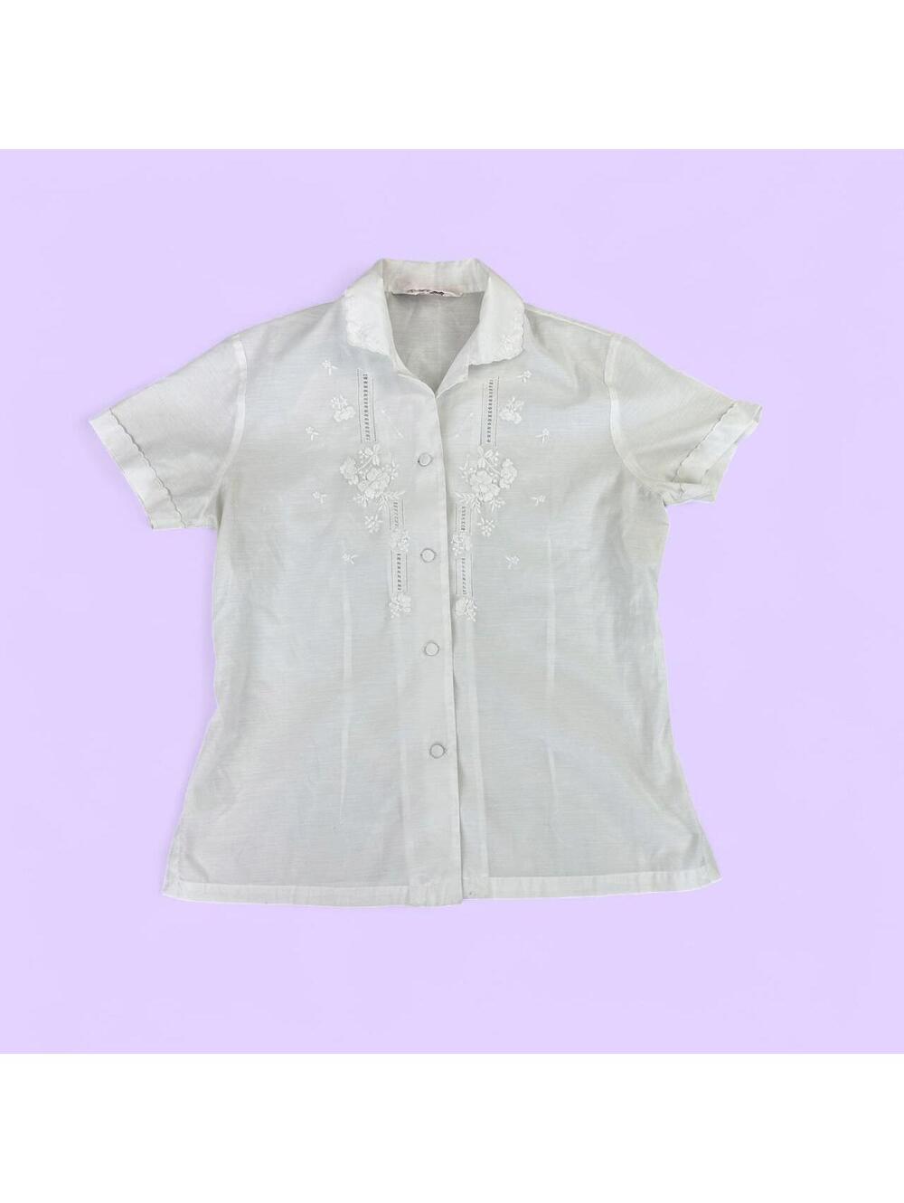 Vintage 60's Daffodil White Button-Up Hand Embroidered Short Sleeve Top - L